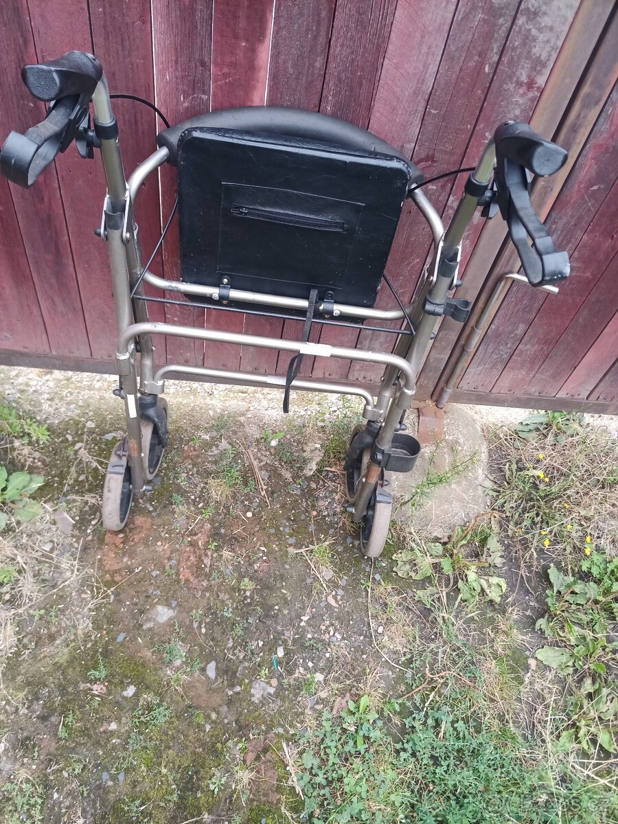 Prodám chodítko pro seniora - 4