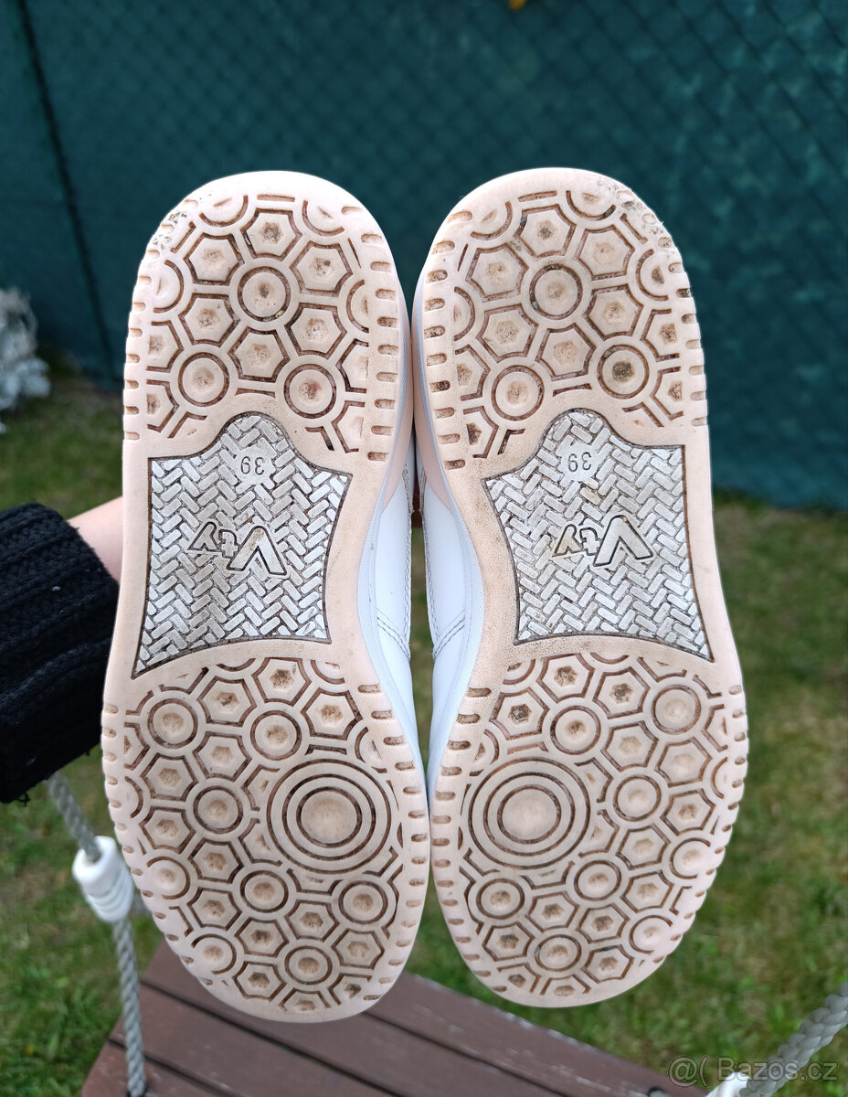 BOTASKY/TENISKY Vty 39 - 4