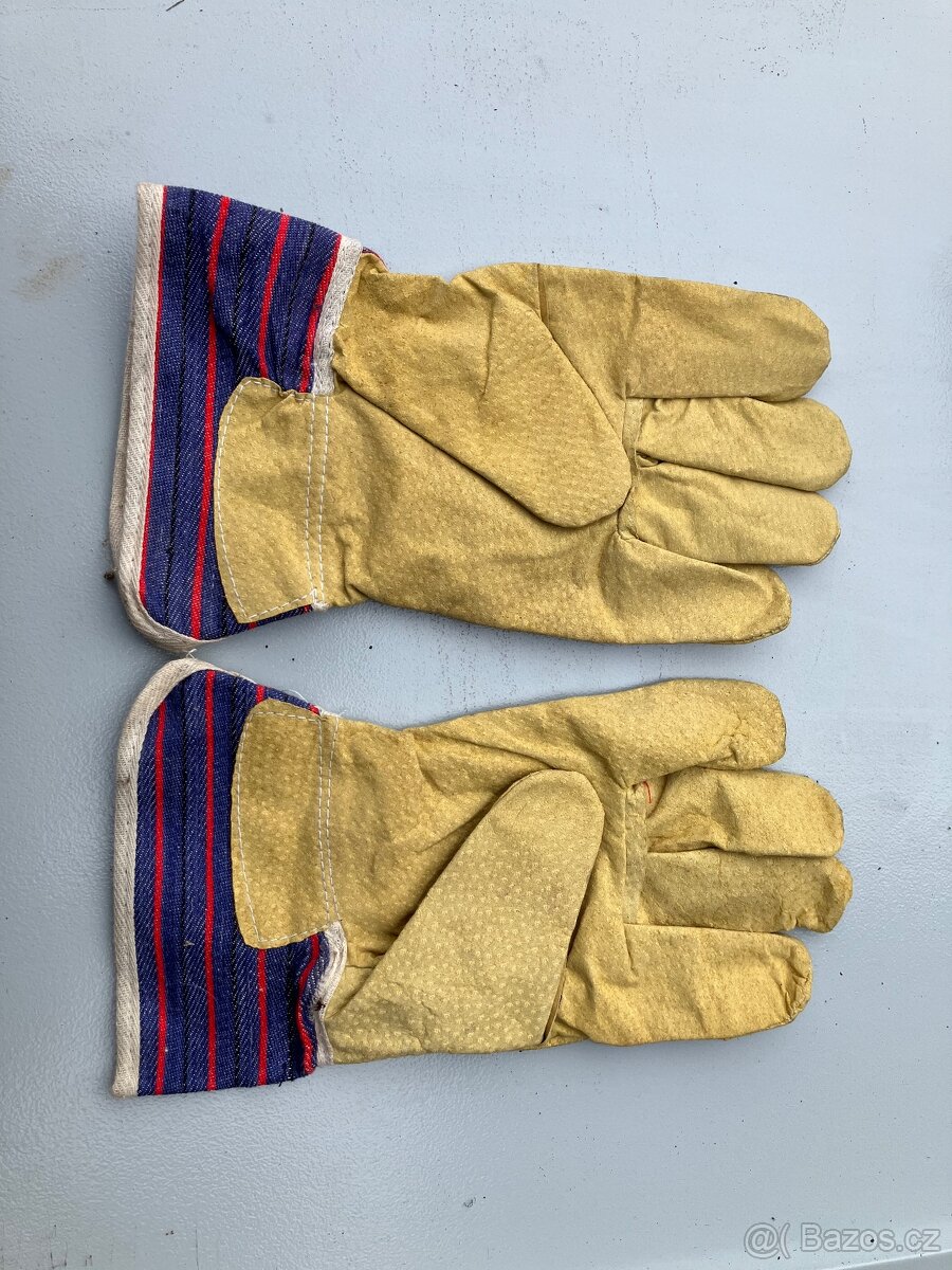 PRACOVNÍ RUKAVICE - 4