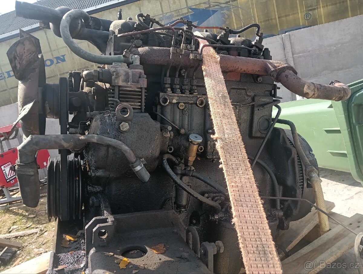 motor Zetor 7201 - 4