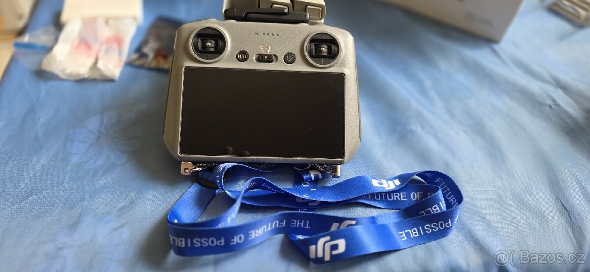 DJI 4 mini pro fly more combo - 4