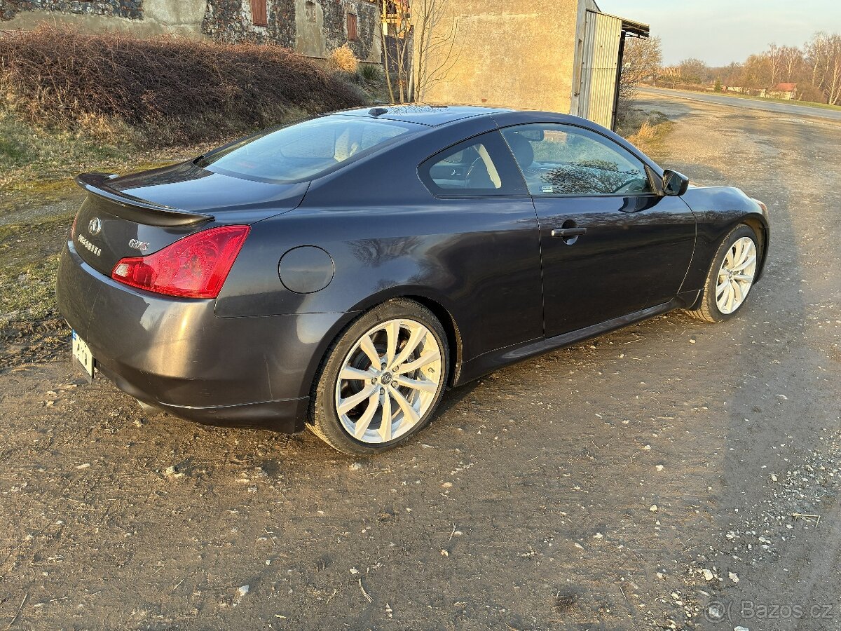 Infiniti G37S - 4