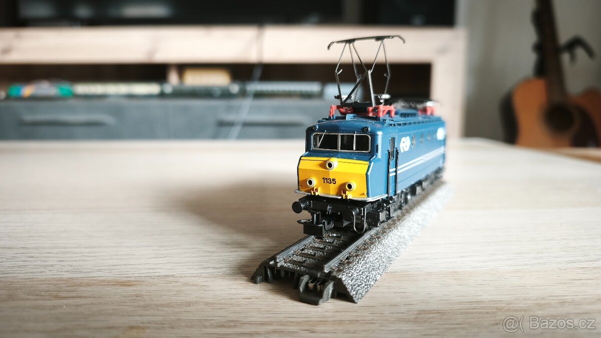 Elektrická lokomotiva Märklin Hamo H0 8327 BR řady 1100 1135 - 4