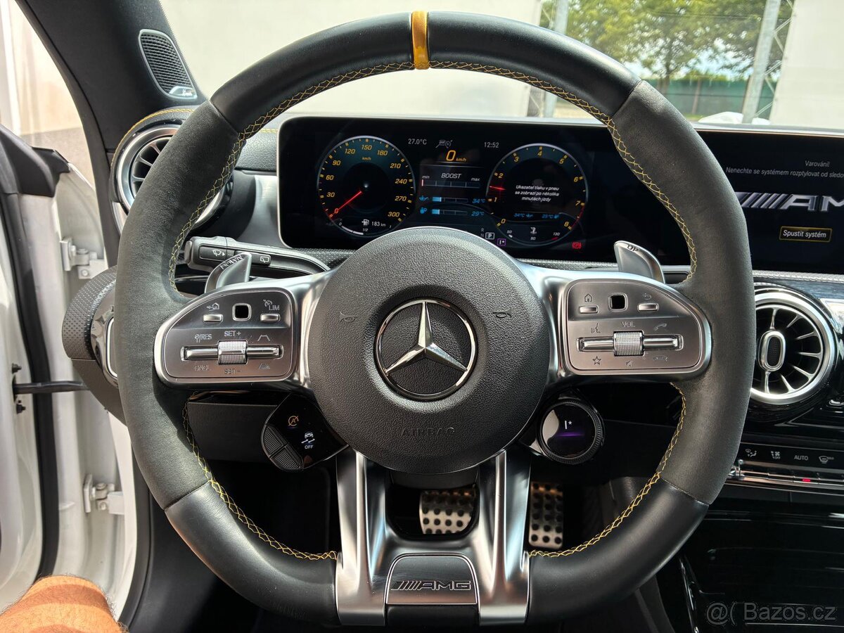 Mercedes Benz cla 45s amg - 4