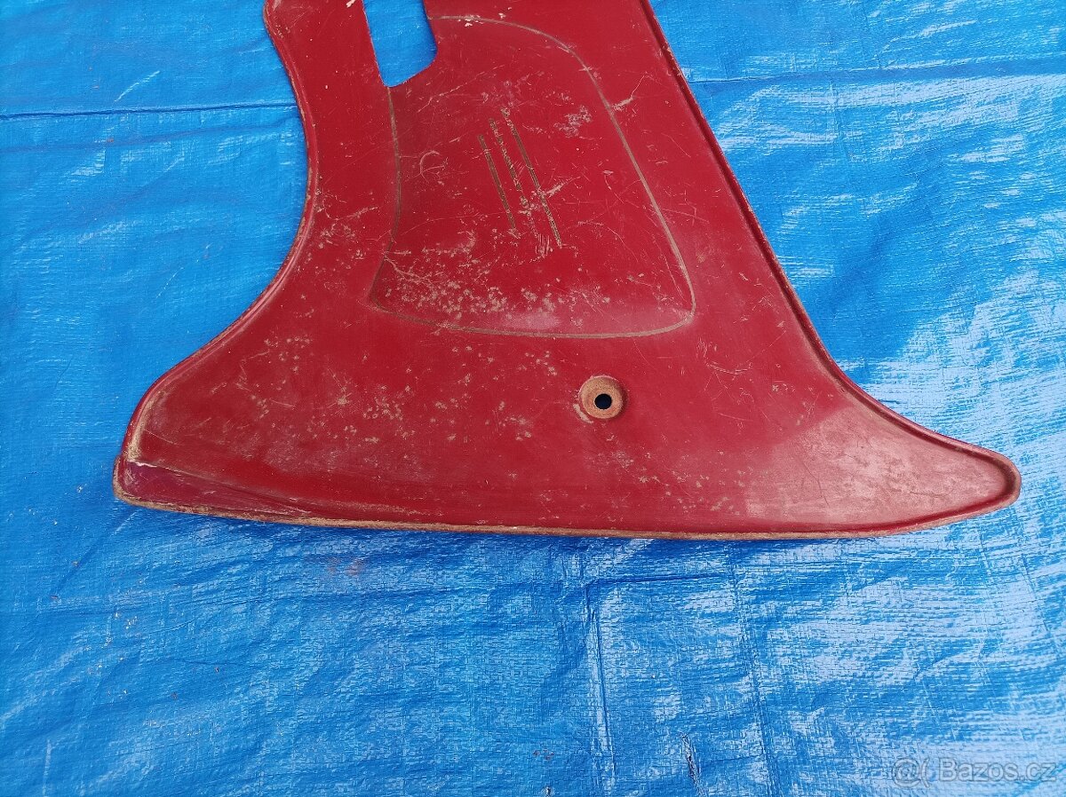 Boční plechový kryt JAWA č. 2 - 4