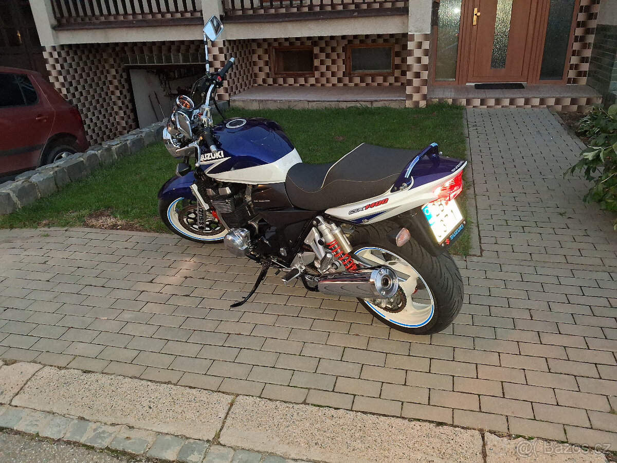 SUZUKI GSX 1400 r.v.2004 - 4