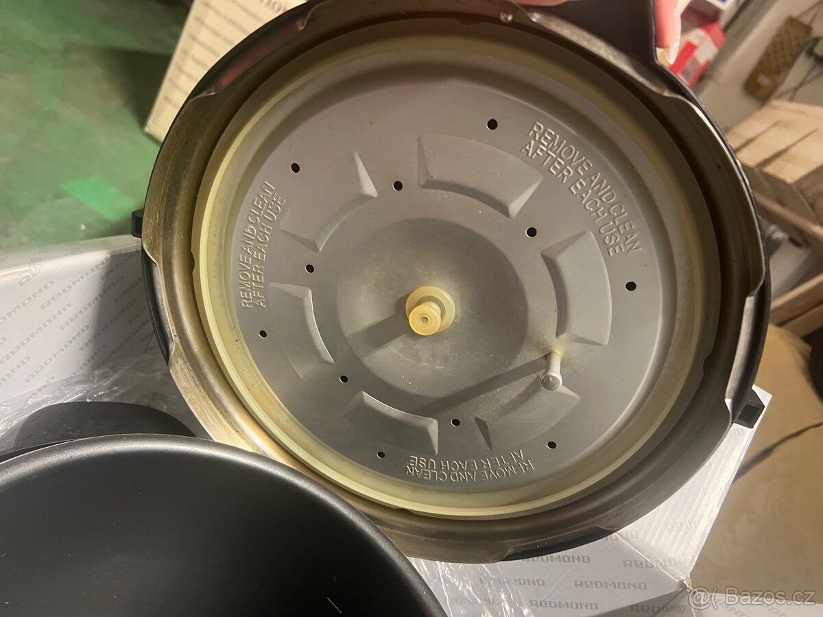 elektrický tlakový hrnec Redmond RMC-M110E - 4