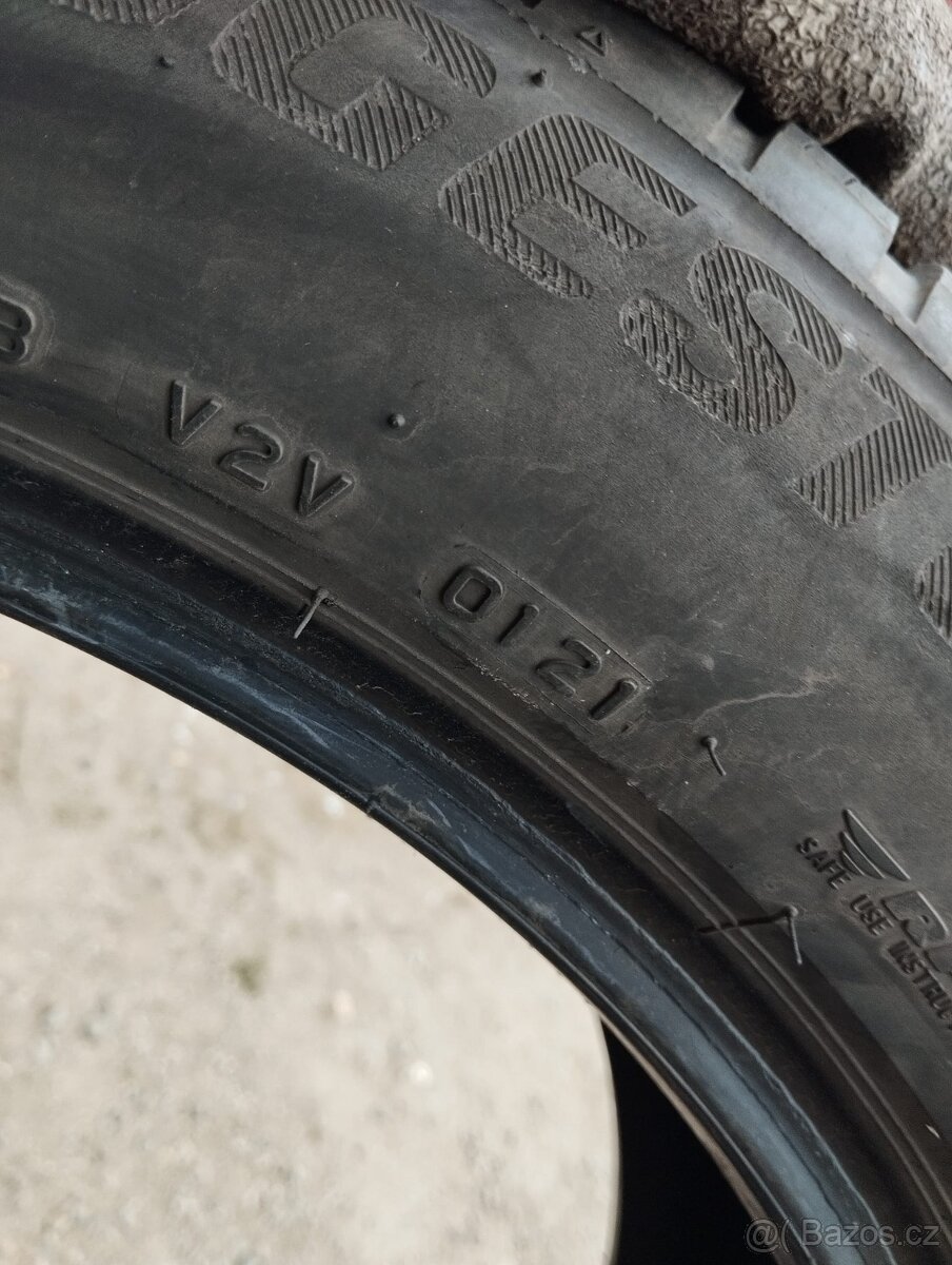 275/45/20 110v Bridgestone - zimní pneu 2-4ks RunFlat - 4