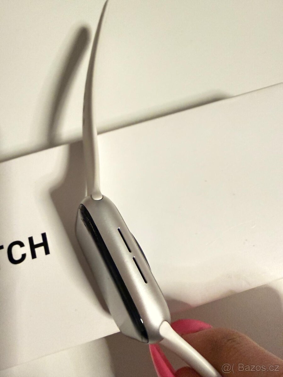 apple watch SE 2 44mm - 4