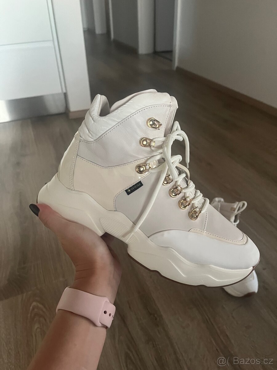 Kotníkové boty od značky Hogl - 4