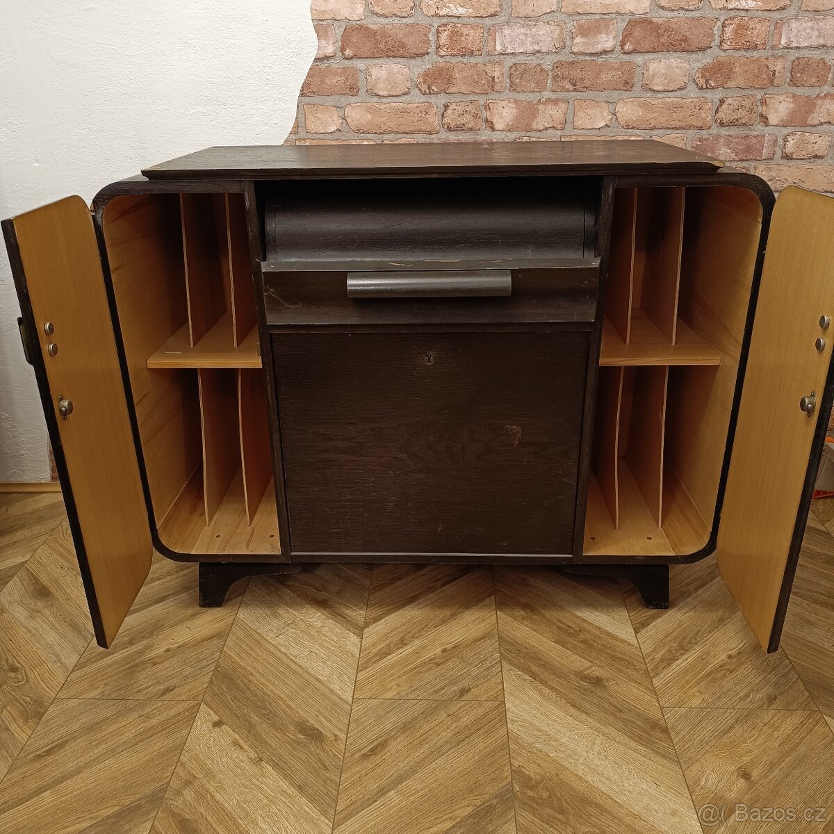 Gramofonová skříňka Halabala Supraphon - 4