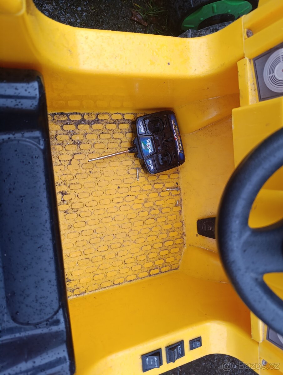 Elektrické auto + čtyřkolka - 4