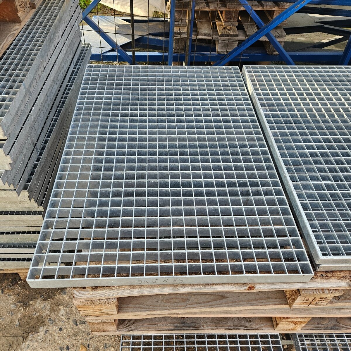 rosty a schodnice cca 100ks - 4