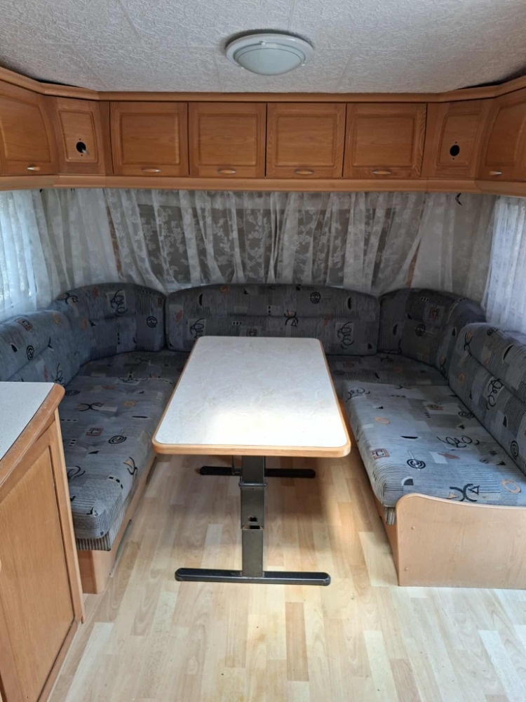 Karavan obytný přívěs HOBBY - 4