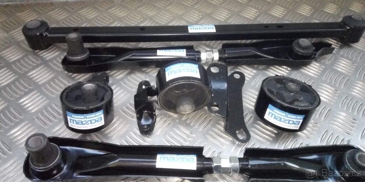Mazda 323 BG sada držáky motoru - 4