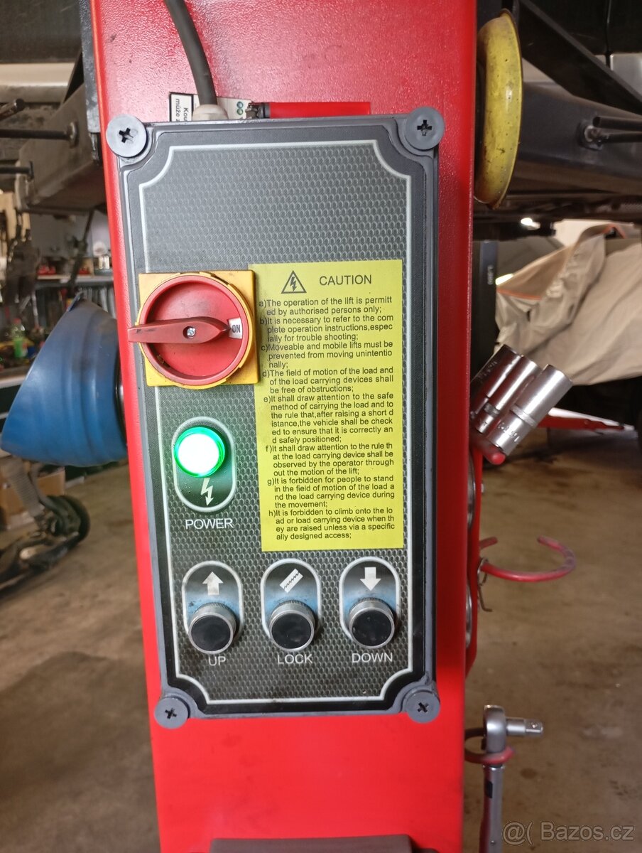 Zvedák Borten 4200kg - 4