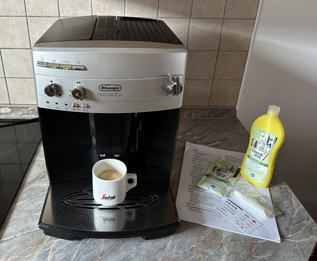 automatický kávovar DELONGHI ESAM 02.110.SB - TOP - - 4