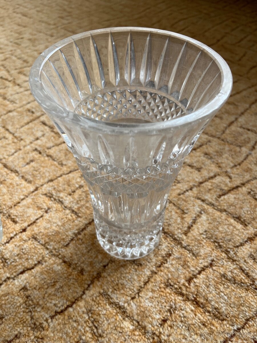 Krásné broušené Vázy 3ks - 4