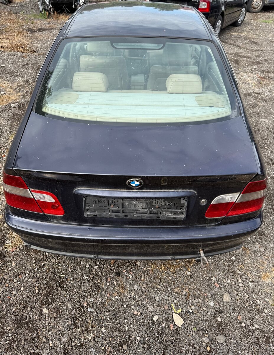 Prodám díly z BMW E46 facelift 320i - 4