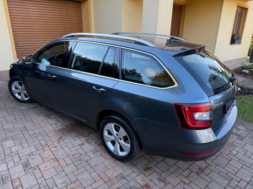 ŠKODA OCTAVIA 3 1.8 TSI 132KW STYLE ACC FULLLED NAVI KAMERA - 4