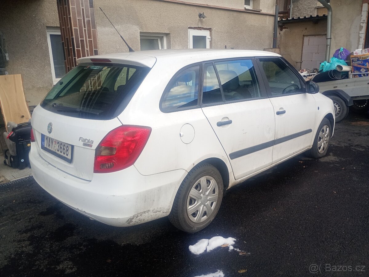Škoda fabia 2 combi - 4