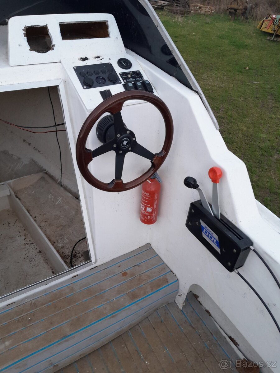 Motorový člun - 4