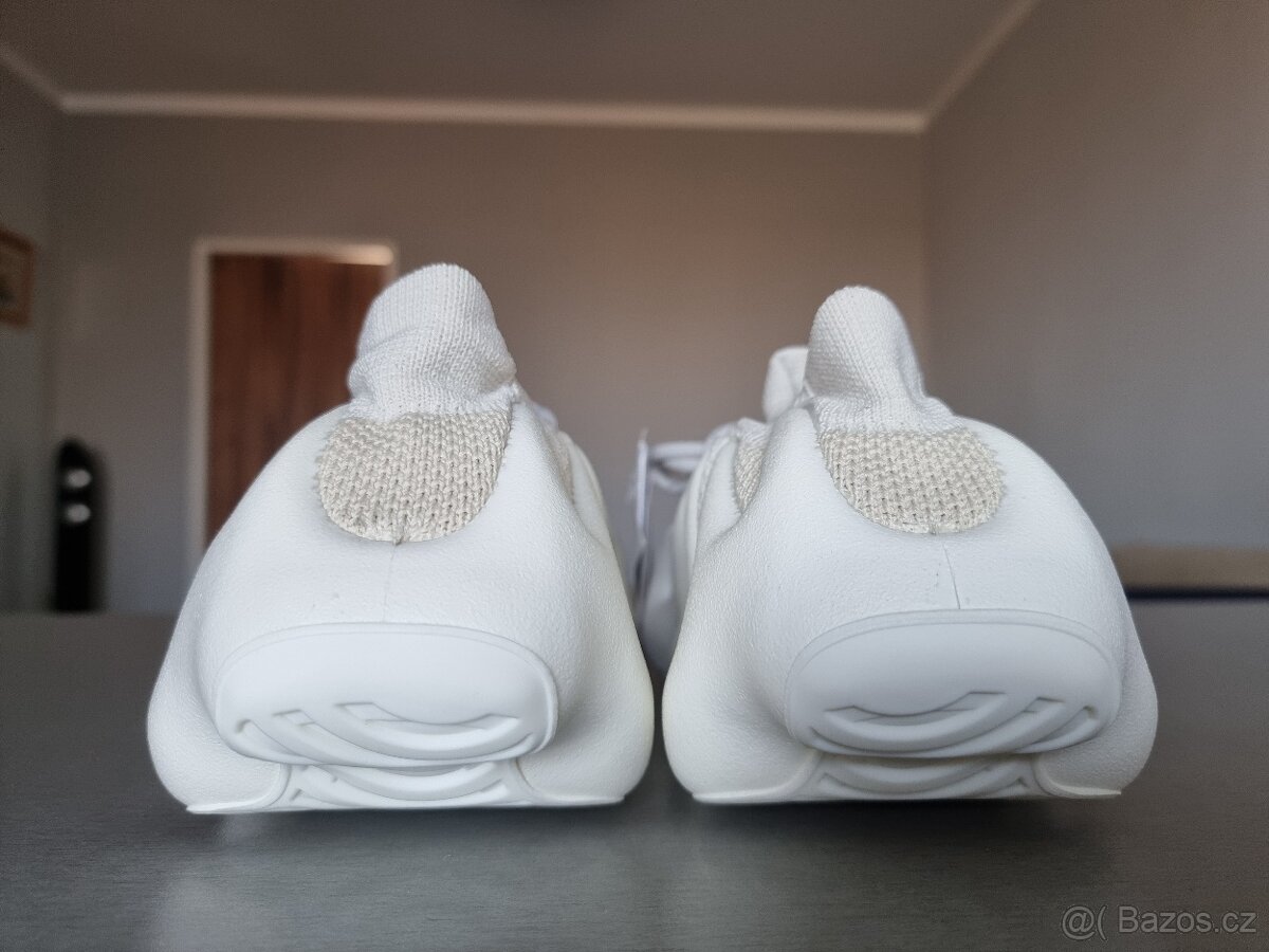 Adidas Yeezy 450 - 4