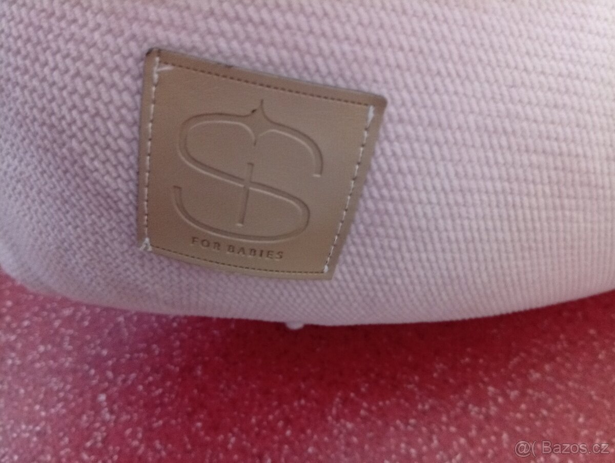 Zavinovačka s hnízdečkem - 4