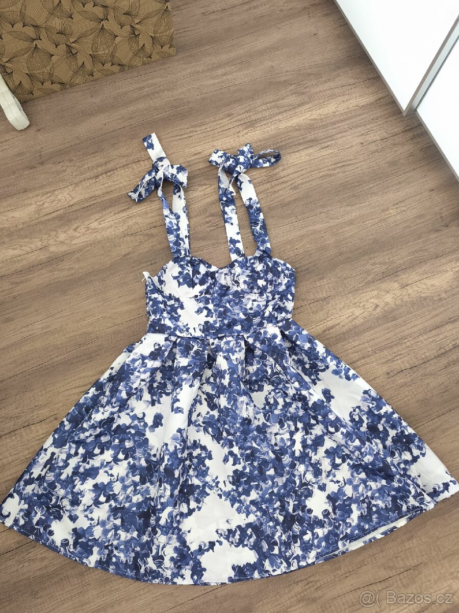 Letní šaty vel. S - 4
