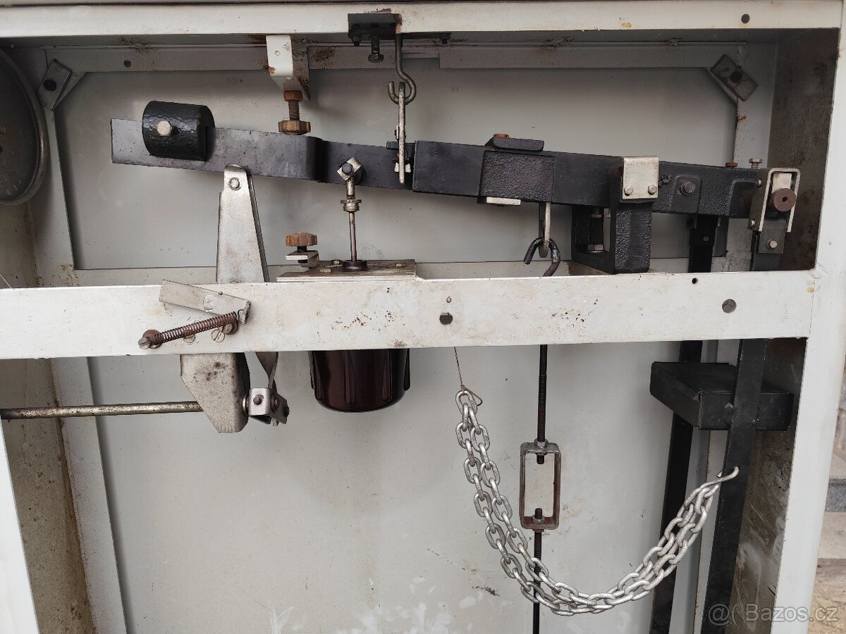 Průmyslová váha 5t - 4