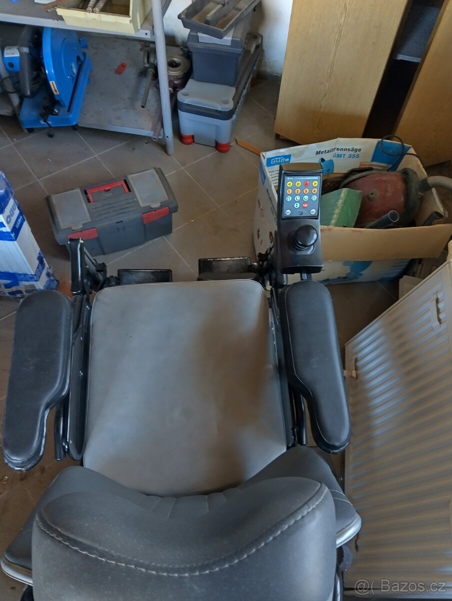 Elektrický invalidní vozík - 4