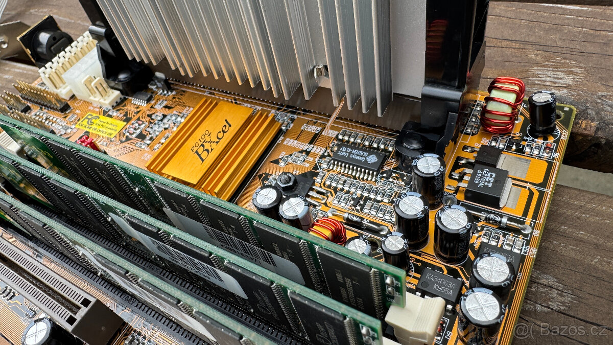 RETRO deska PCChips/Hsin Tech M726 + PII 350 +192 MB-RAM - 4