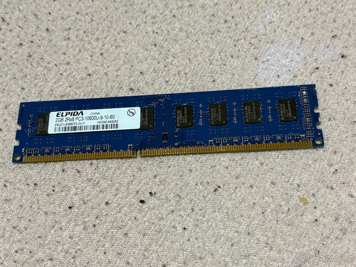 Soundblaster Soundcore 3D, paměti 4GB ddr3 - 4