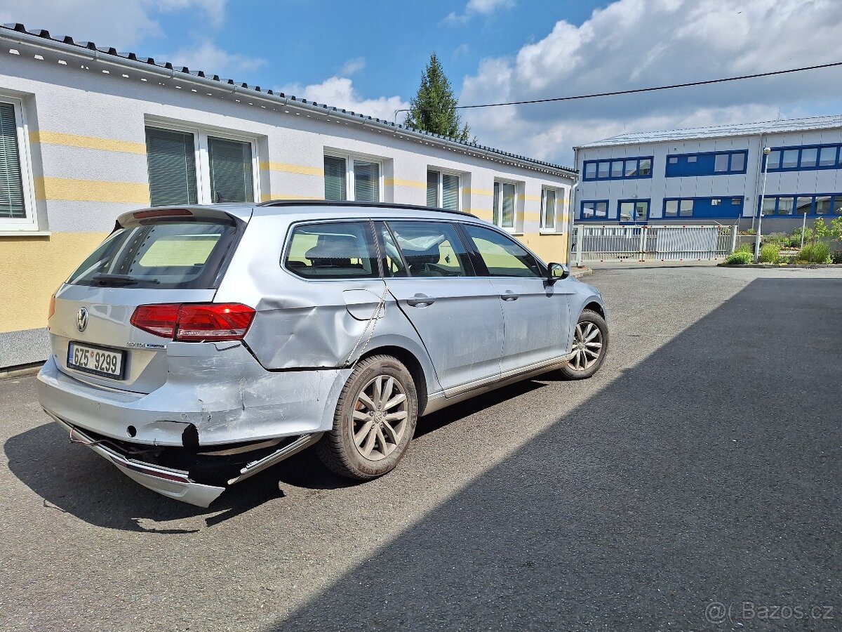 Volkswagen Passat 2.0 TDI - 4