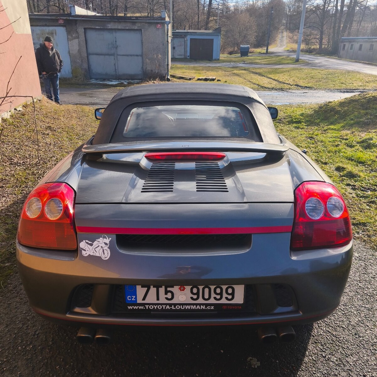 Toyota MR2 1.8i 103kw, rok 2005 - 4