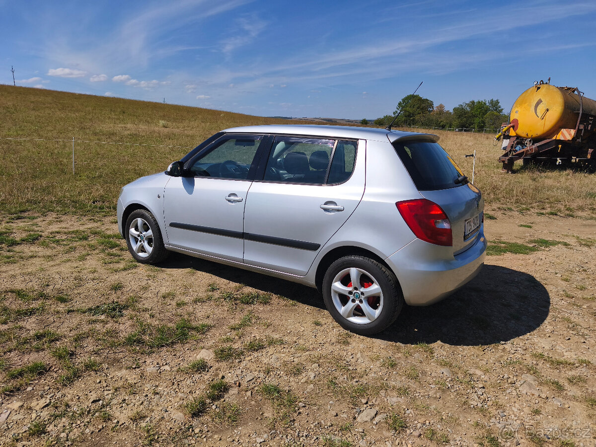Škoda Fabia II 1,4 16V, 10/2009 - 4