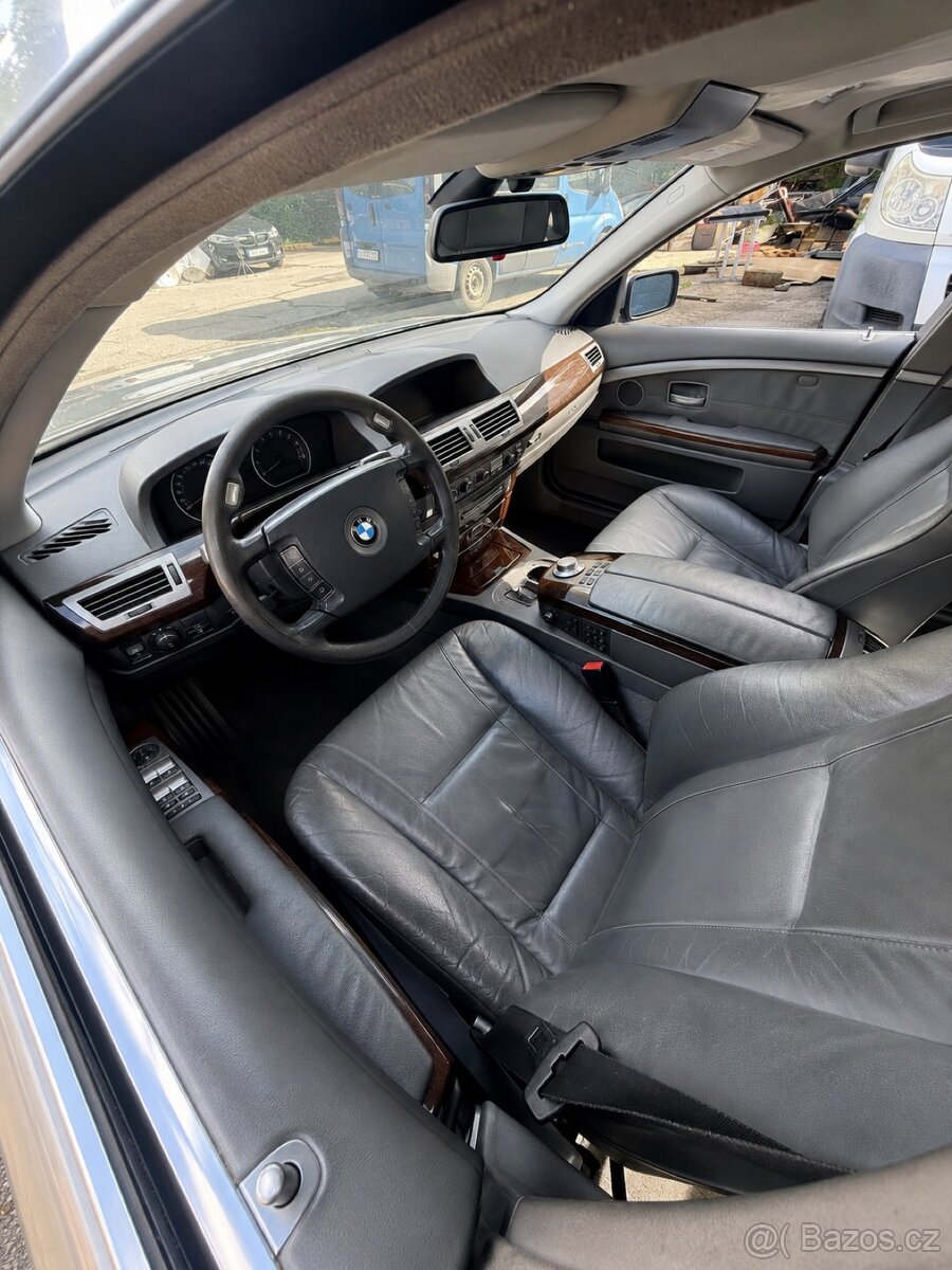 BMW 735il e66 díly - 4