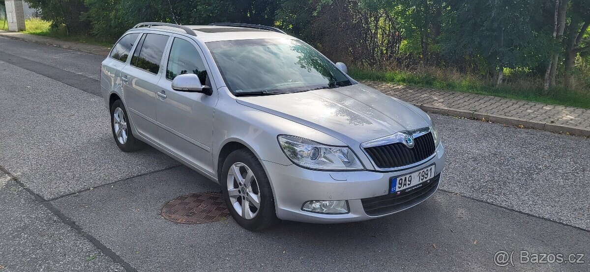 Škoda Octavia combi 1.9TDI 77kW Elegance Plus Facelif-CZ-TOP - 4