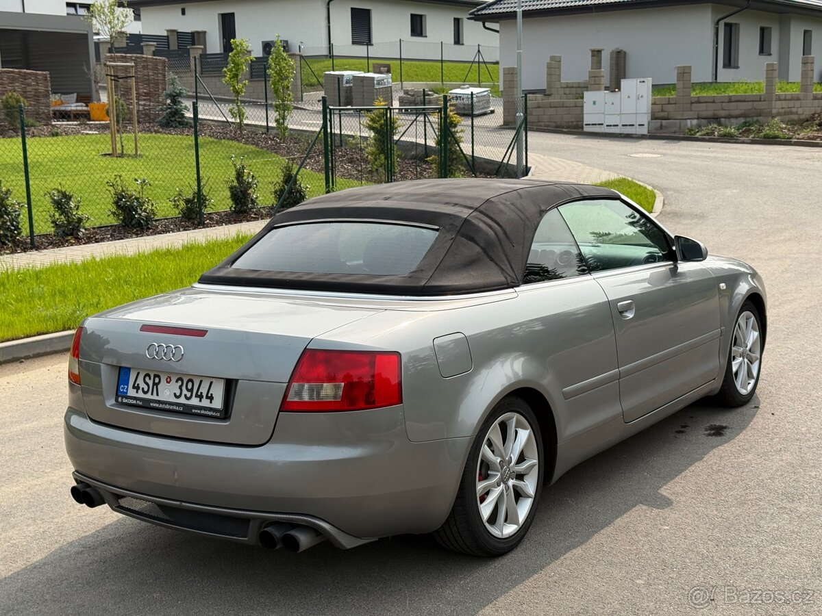 Audi A4 cabrio 3.0 - 4