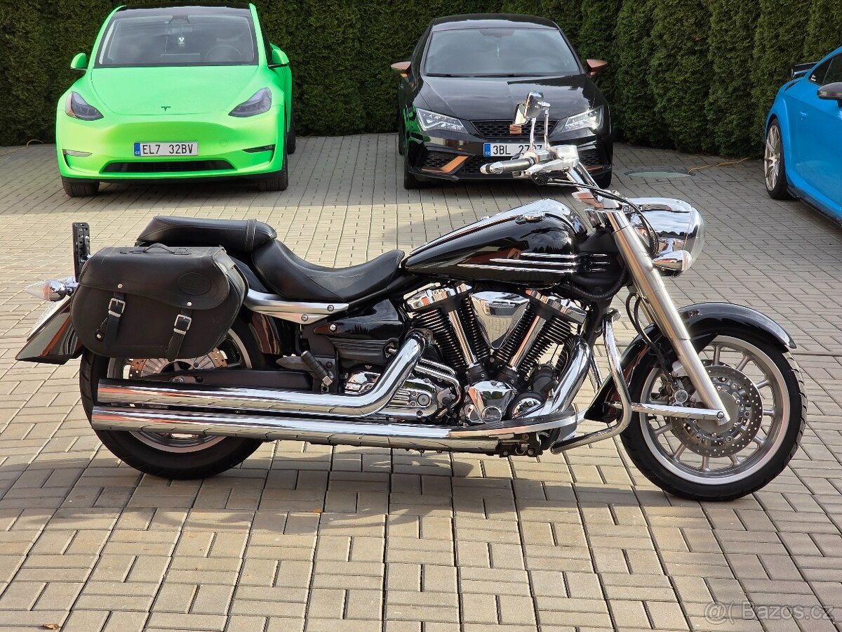 Yamaha XV 1900 Midnight Star, serviska, padací rám, brašny - 4