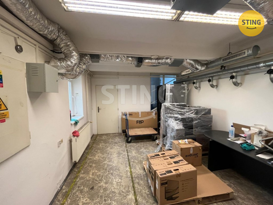 Pronájem skladu v oploceném areálu., 134031 - 4