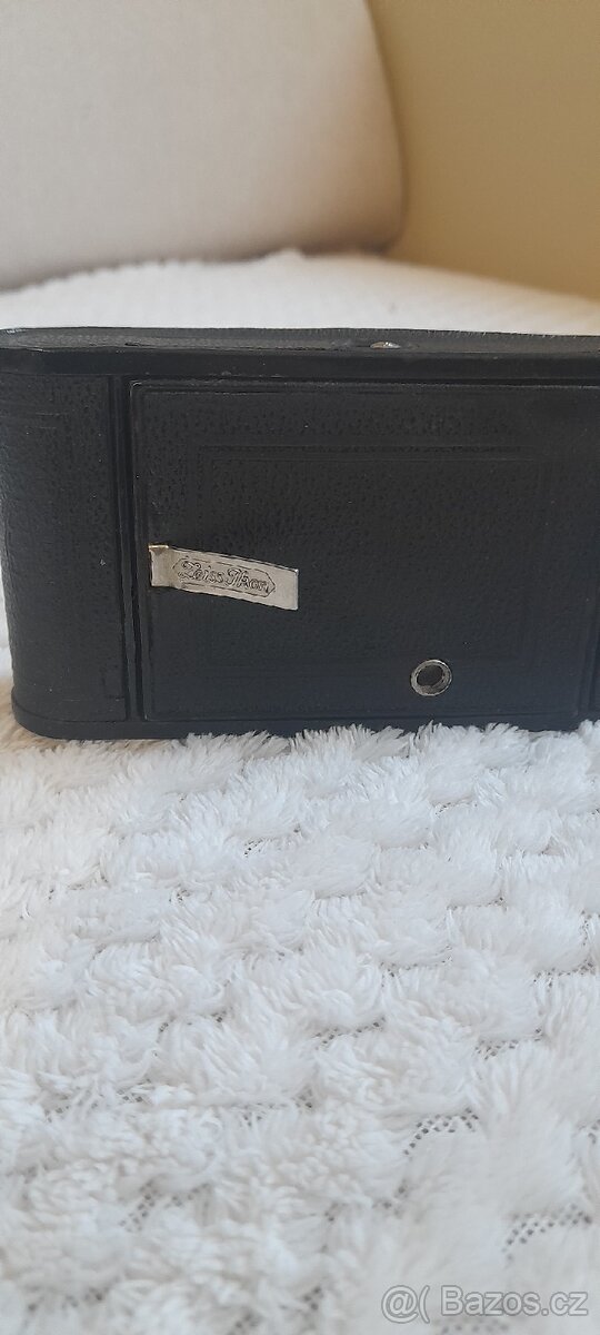 Staré fotoaparáty 6x - 4