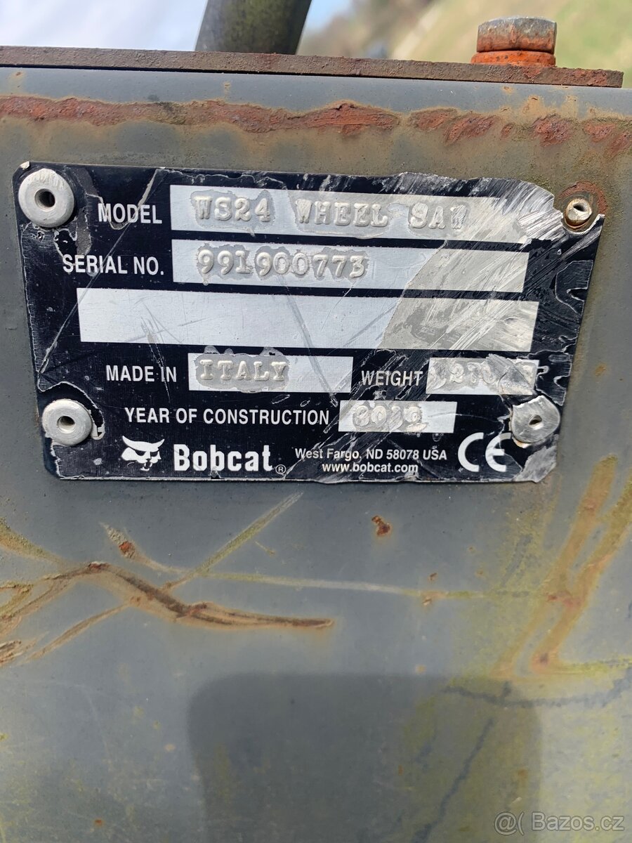 Bobcat T870 + wheel saw WS24 - 4