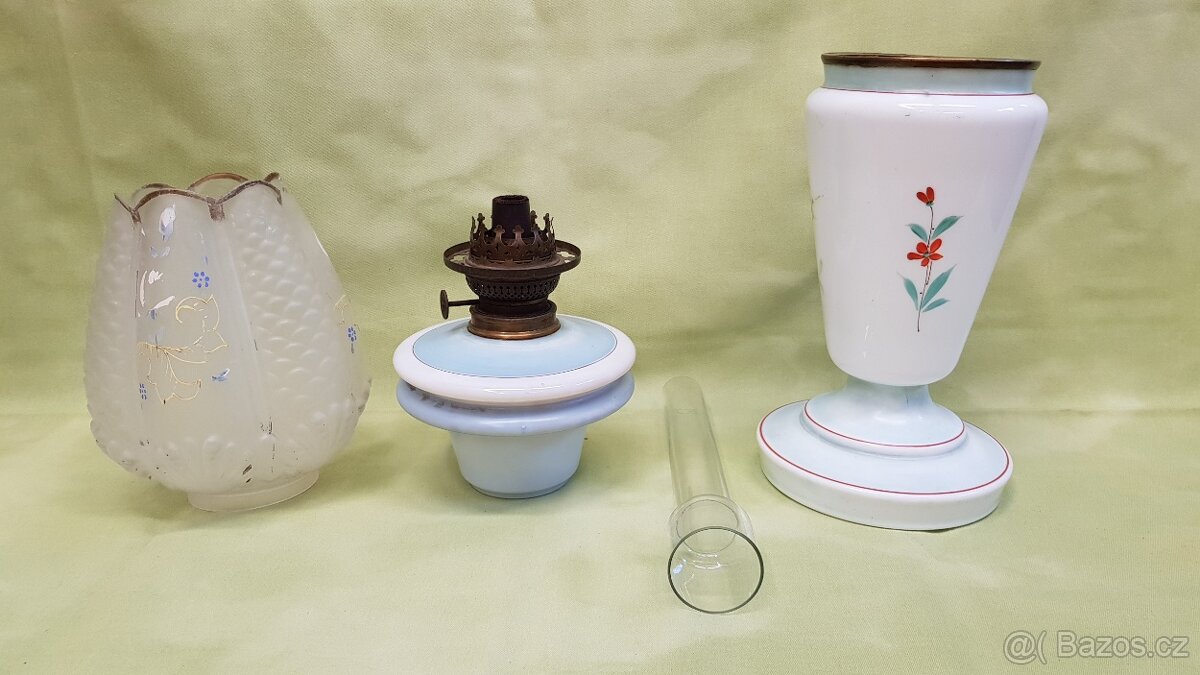 Krásná, velká starožitná petrolejová lampa - 4