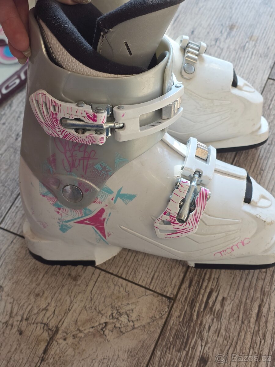 Lyže a lyžařské boty - 4