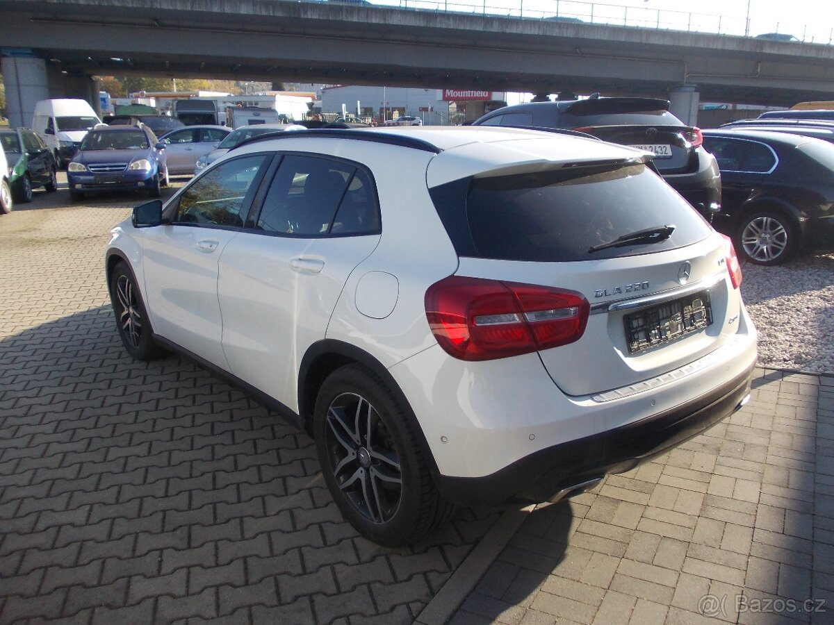 Mercedes-Benz GLA, 220 CDI 4MATIC - 4