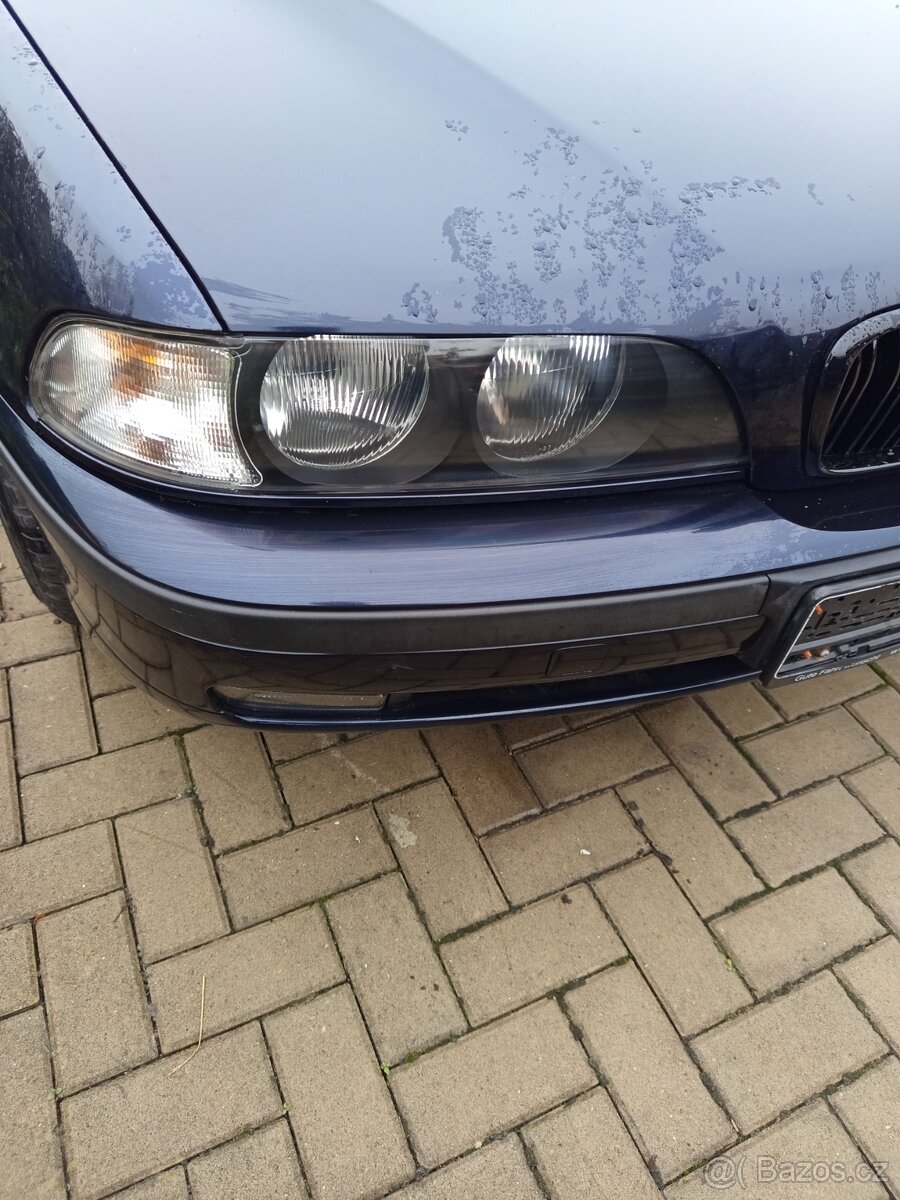 Zadni naraznik BMW E39 - 4