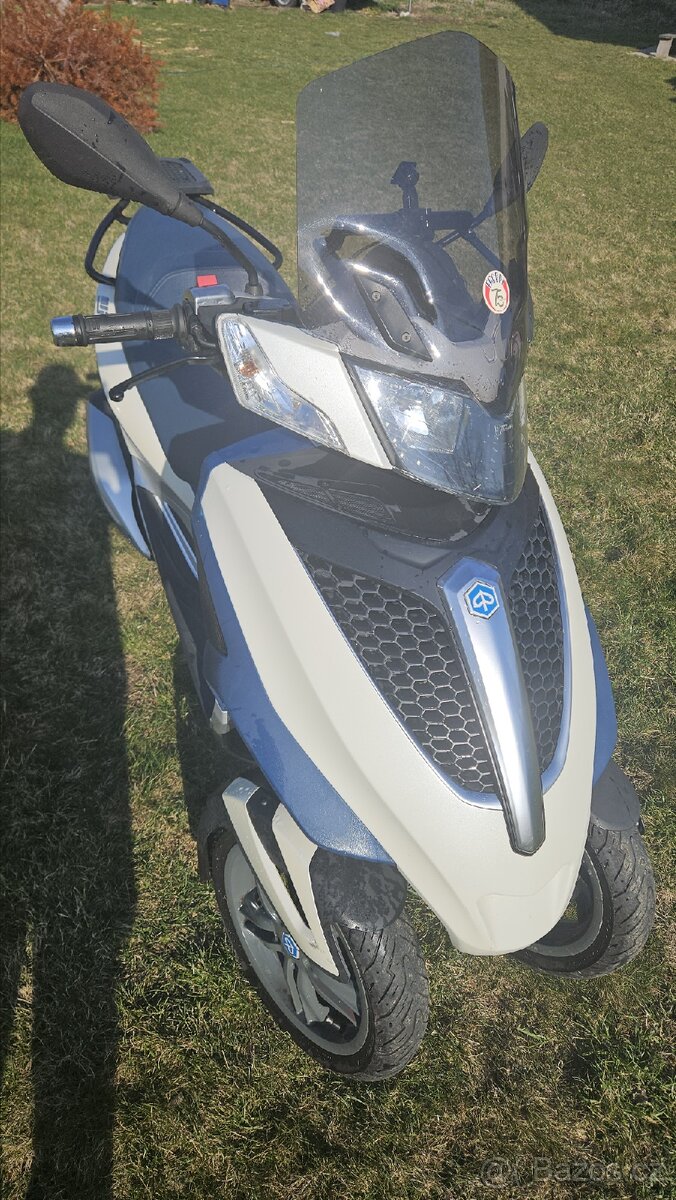 Piaggio MP3 300 Yourban - 4