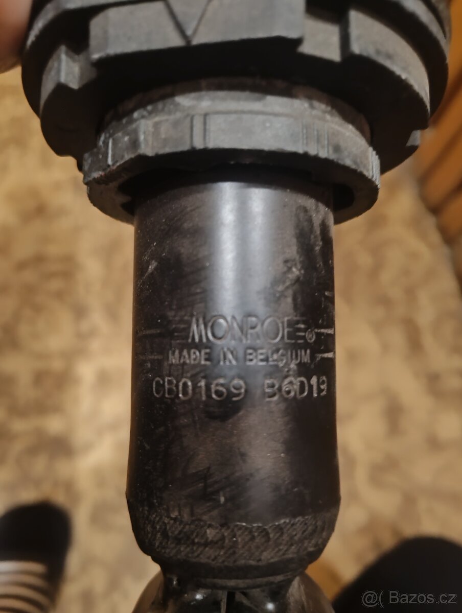 Odpružení kabiny traktorů New Holland, Case - 4