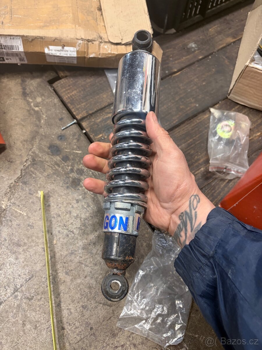 Tlumice youngtimer hagon - 4